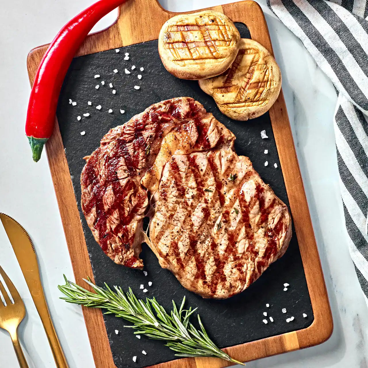 ريب آي ستيك - شراء لحوم طازجة في الرياض - أفضل ملحمة في الدمام - توصيل اللحوم الطازجة في الخبر - طلب لحوم بقري في الظهران - Meat and More