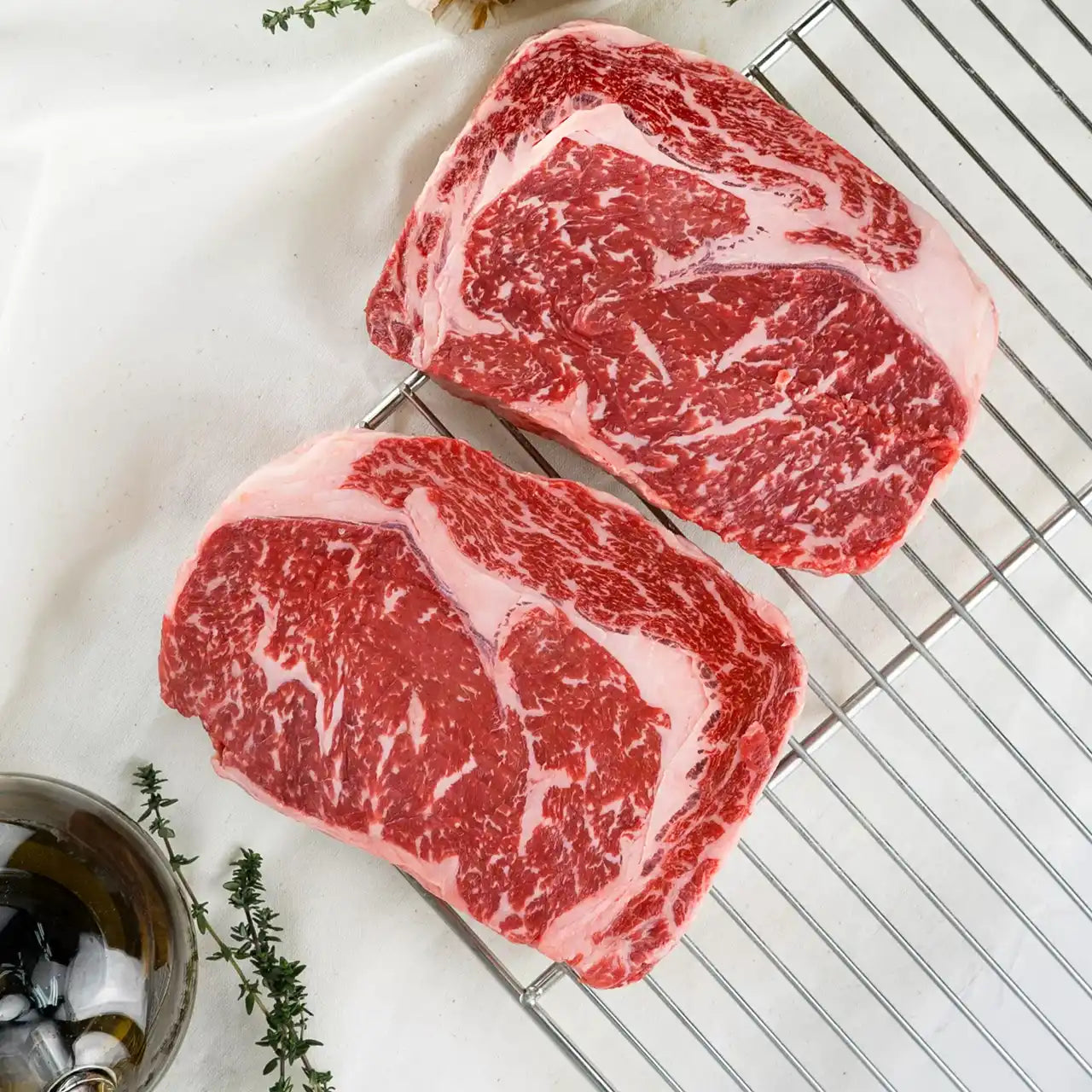 بلاك أنجوس، لحم أنجوس أسترالي، ريب آي أنجوس، لحوم فاخرة، جاك كريك، ribeye angus، لحوم ميت اند مور، لحم ستيك، لحم أنجوس السعودية، أفضل ستيك الرياض