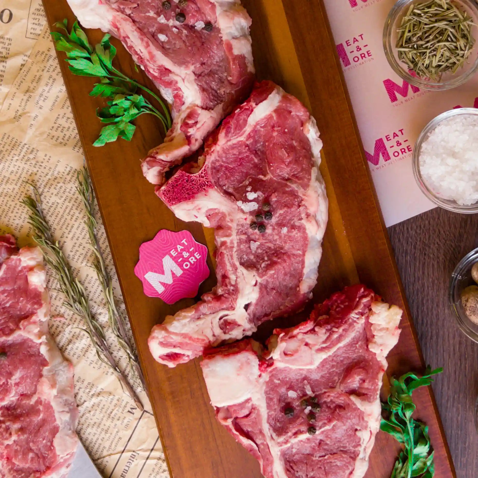 ظهر حاشي مع الفقار - شراء لحوم طازجة في الرياض - أفضل ملحمة في الدمام - توصيل اللحوم الطازجة في الخبر - طلب لحوم عجل طازجة في الظهران - Meat and More -ظهر حاشي مع الفقار مشوي على الفحم بنكهة سعودية أصيلة