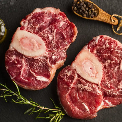 أوسو بوكو عجل بلدي جودة مضمونة وتوصيل مبرد إلى الرياض، الخبر، الدمام والظهران من ميت آند مور.
Local Veal Osso Buco – High quality and chilled delivery to Riyadh, Khobar, Dammam, and Dhahran from Meat & More.